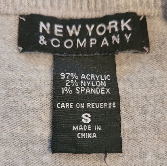 NEW YORK & COMPANY Heathered Light Grey, Button-down Sweater Vest, Size Small - Picture 6 of 9